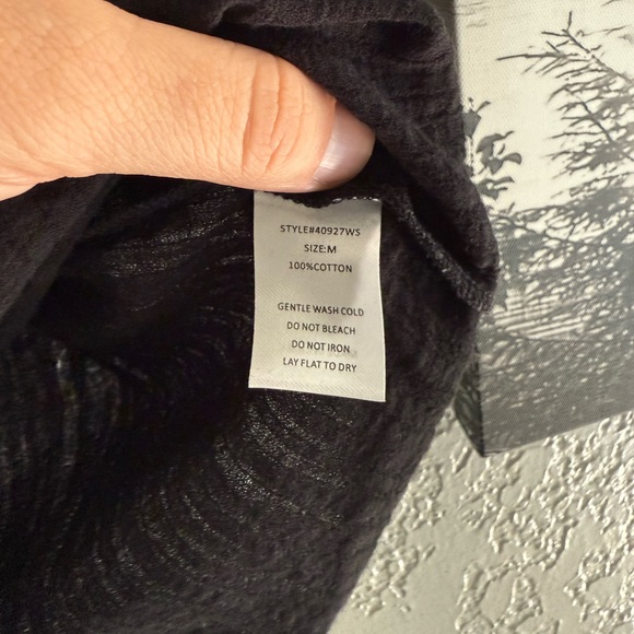 Neuflora Black 100% Cotton Top with Bow on Back and Puff Sleeves Loose Fit - Picture 14 of 16